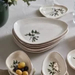 سرویس 24 پارچه صبحانه خوری کاراجا مدل New Alyvia