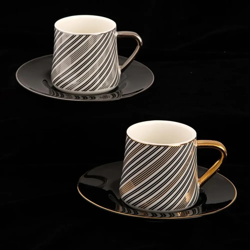 قهوه خوری 4 پارچه ژومبو مدل Pablo