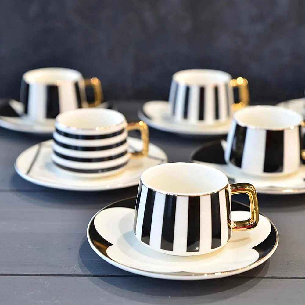 سرویس 12 پارچه چای خوری سرامیکی طرح راه راه