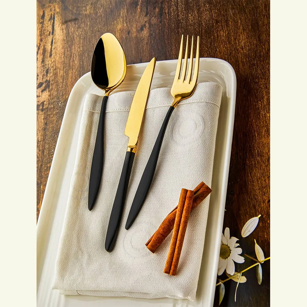 سرویس قاشق و چنگال ۳۶ پارچه اوزلایف سرویس قاشق و چنگال ۳۶ پارچه اوزلایف