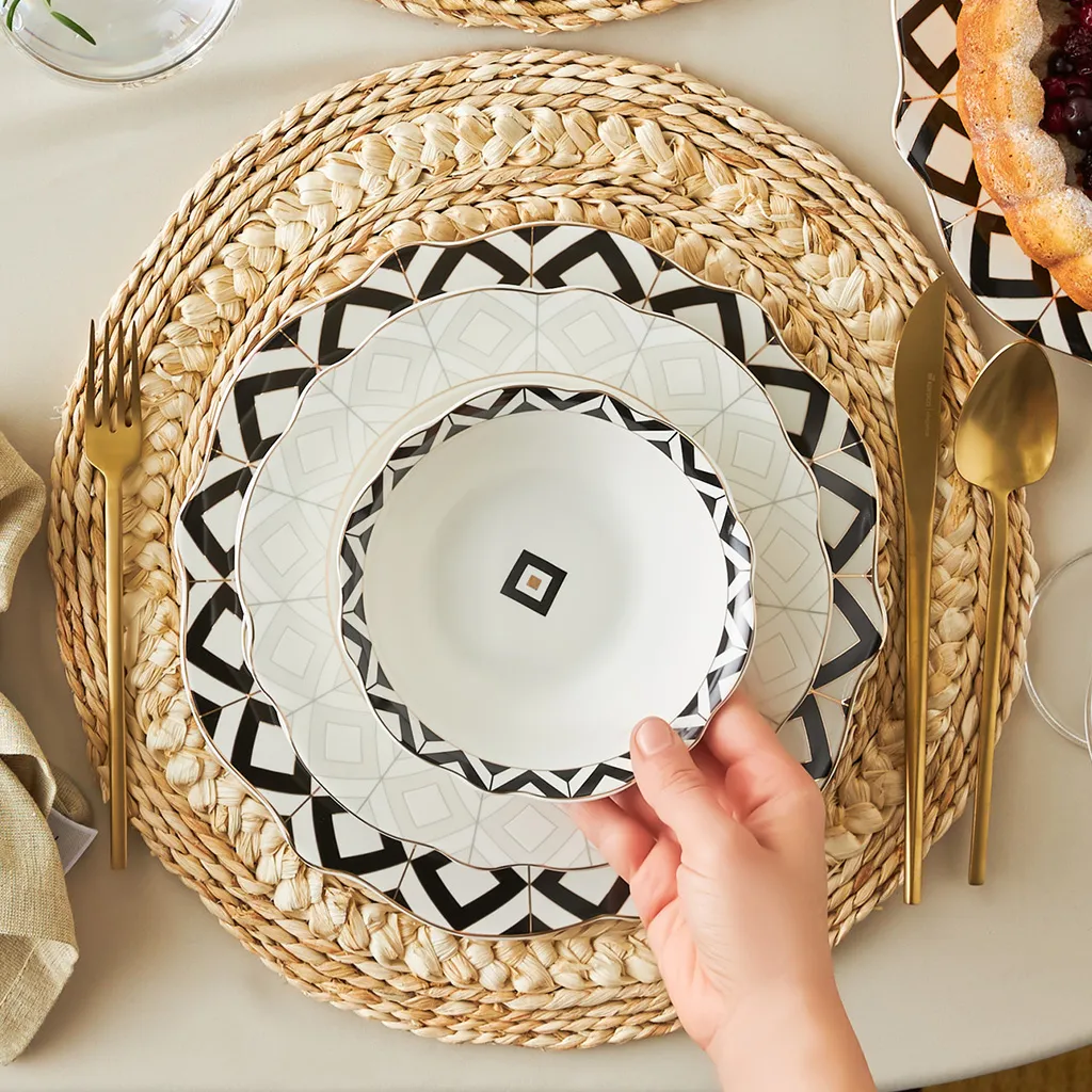 زیربشقابی حصیری کاراجا