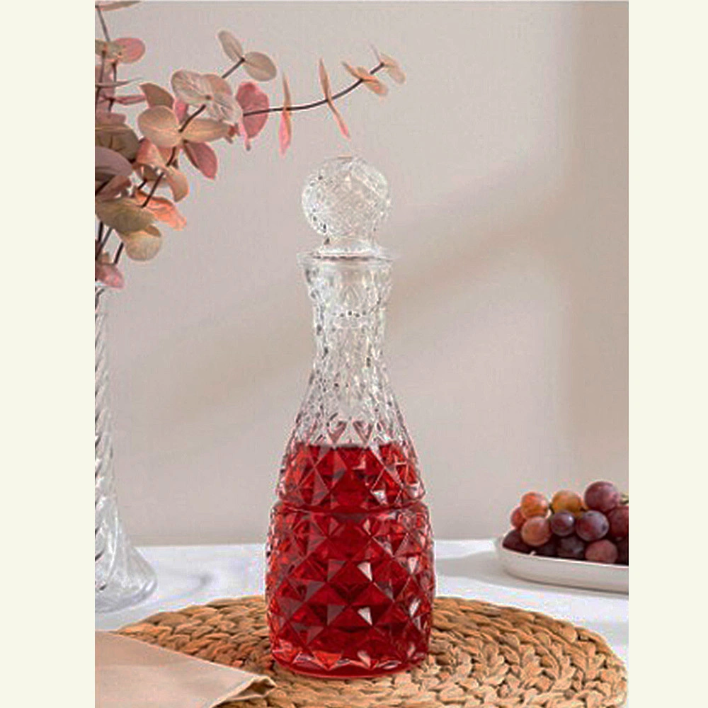 تنگ بلورین دست ساز طرح الماسی تنگ بلورین دست ساز طرح الماسی